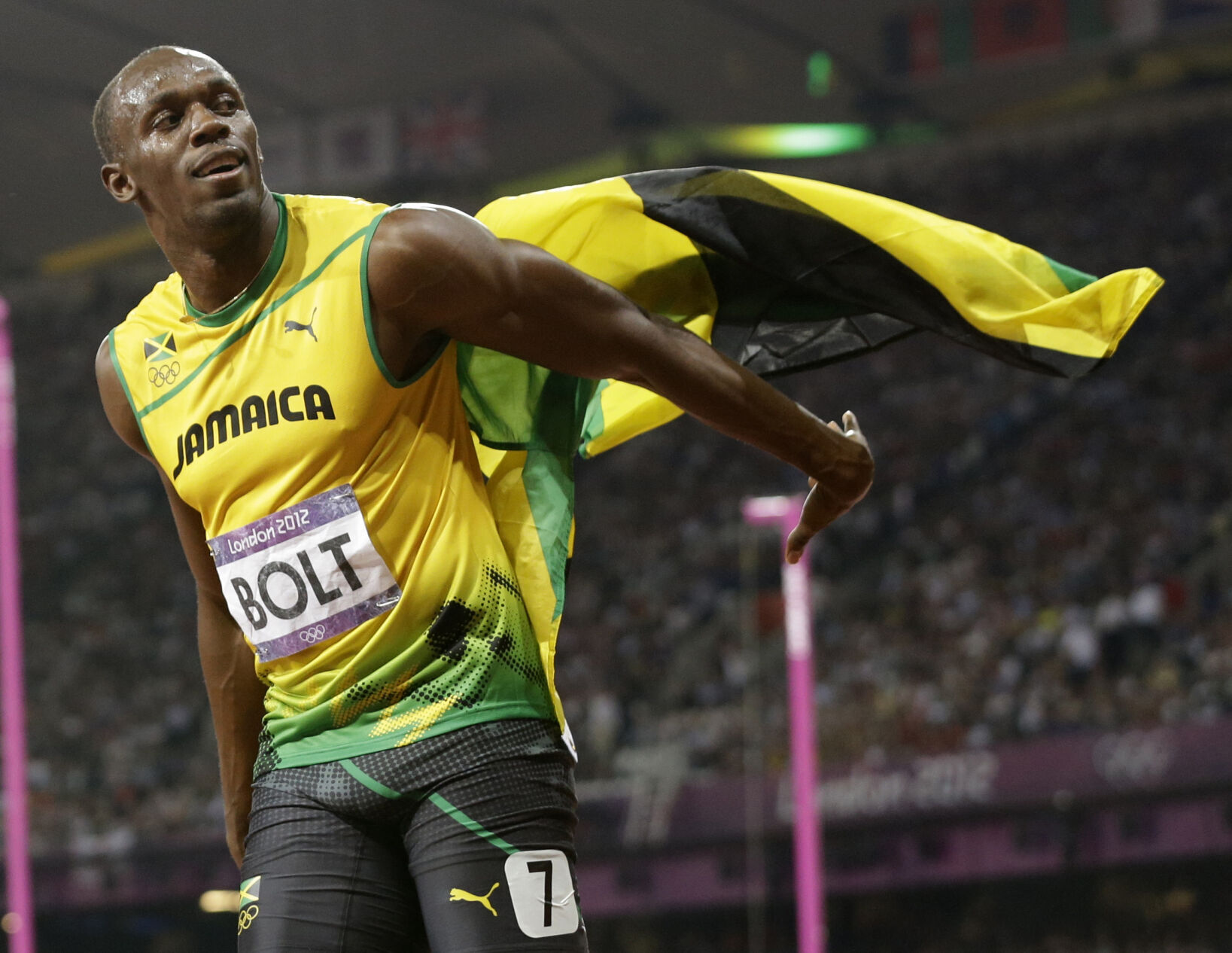 2012: Usain Bolt first man to win two Olympic titles in 200 meters